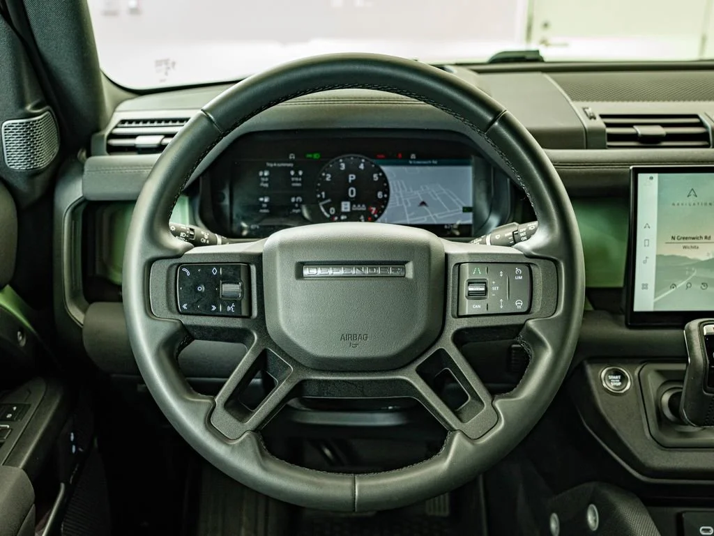 2023 Land Rover Defender 75th Edition - Photo 22