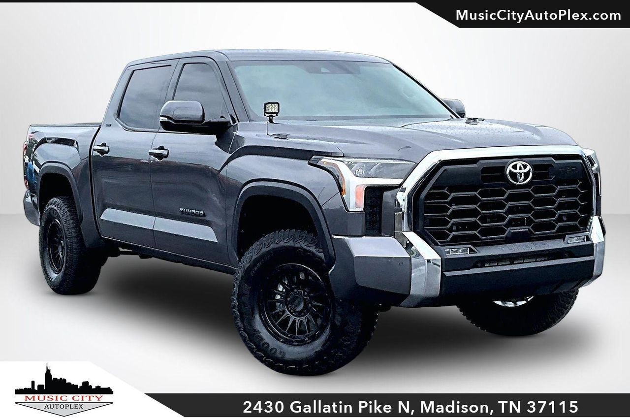 2022 Toyota Tundra SR5 3.4L 4WD CrewMax 5.5' Bed's photo