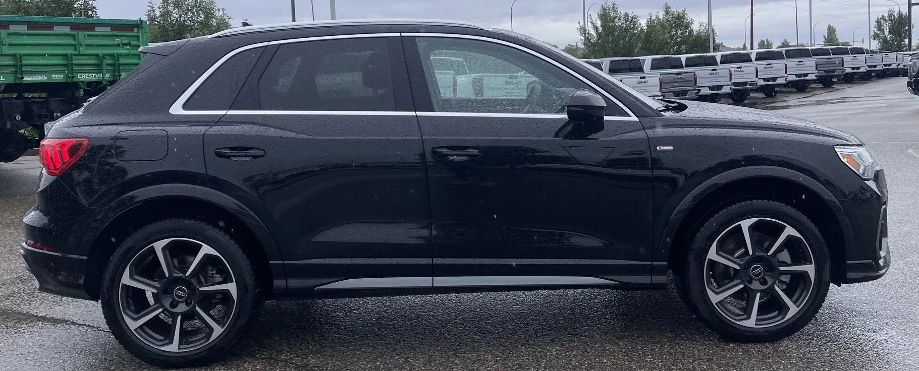 Used 2025 Black Audi Progressiv Quattro Leather Sunroof image 5