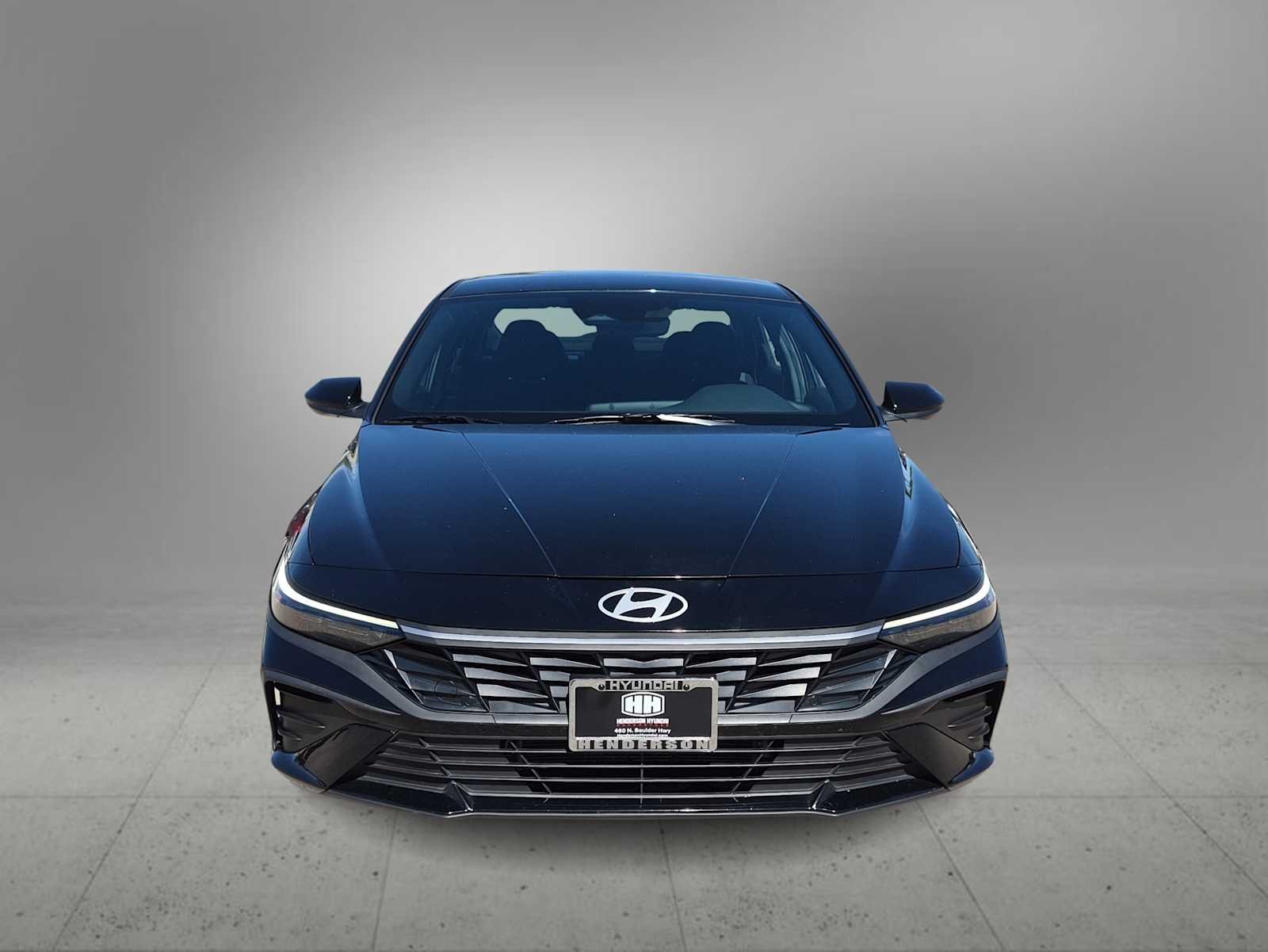 Certified Used 2025 Abyss Black Hyundai SEL Sport image 3