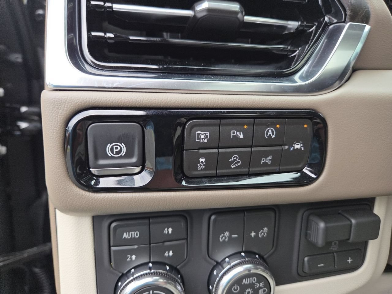 New 2026 Onyx Black GMC Denali image 17