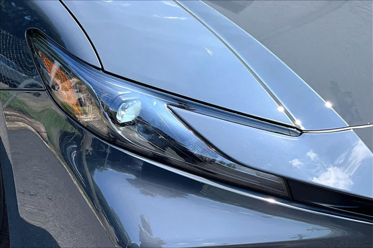 Used 2025 Underground Toyota LE image 27