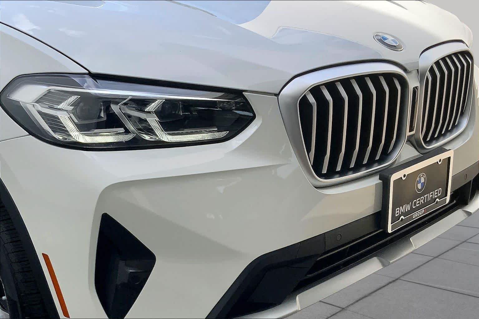 Used 2024 Alpine White BMW xDrive30i image 31
