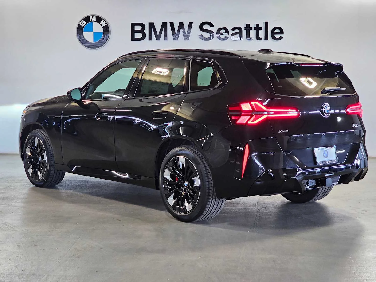 New 2026 Black Sapphire Metallic BMW 30 xDrive image 4