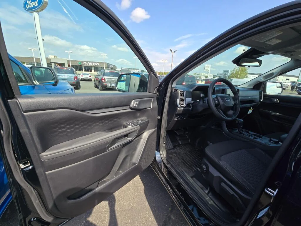 New 2025 Shadow Black Ford XL image 17