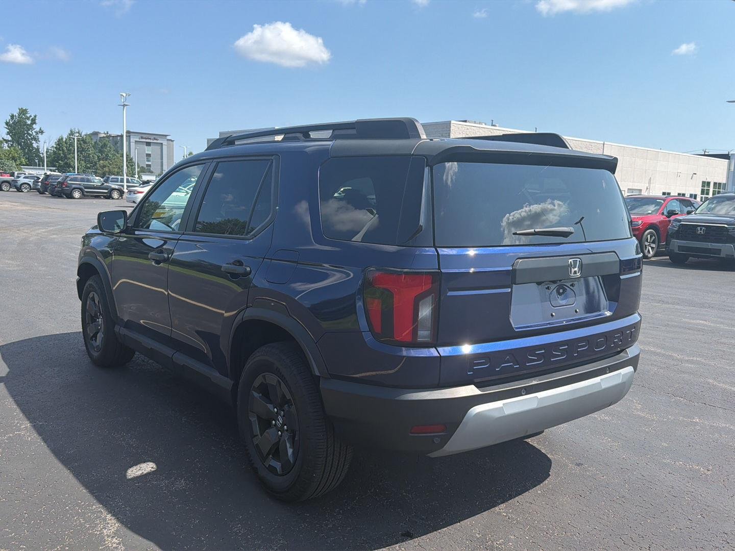 Used 2026 Obsidian Blue Pearl Honda RTL image 7