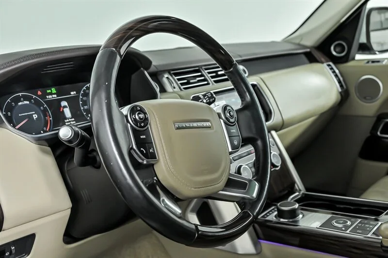 Used 2015 Fuji White Land Rover Supercharged image 20