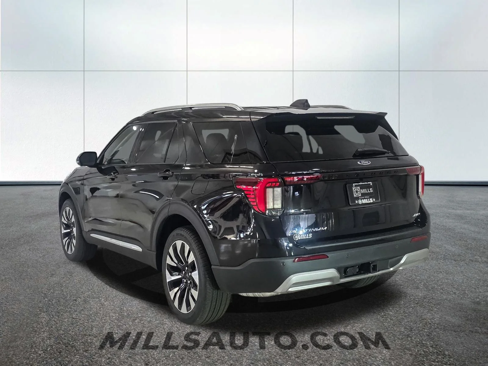 New 2026 Agate Black Metallic Ford Platinum™ image 5