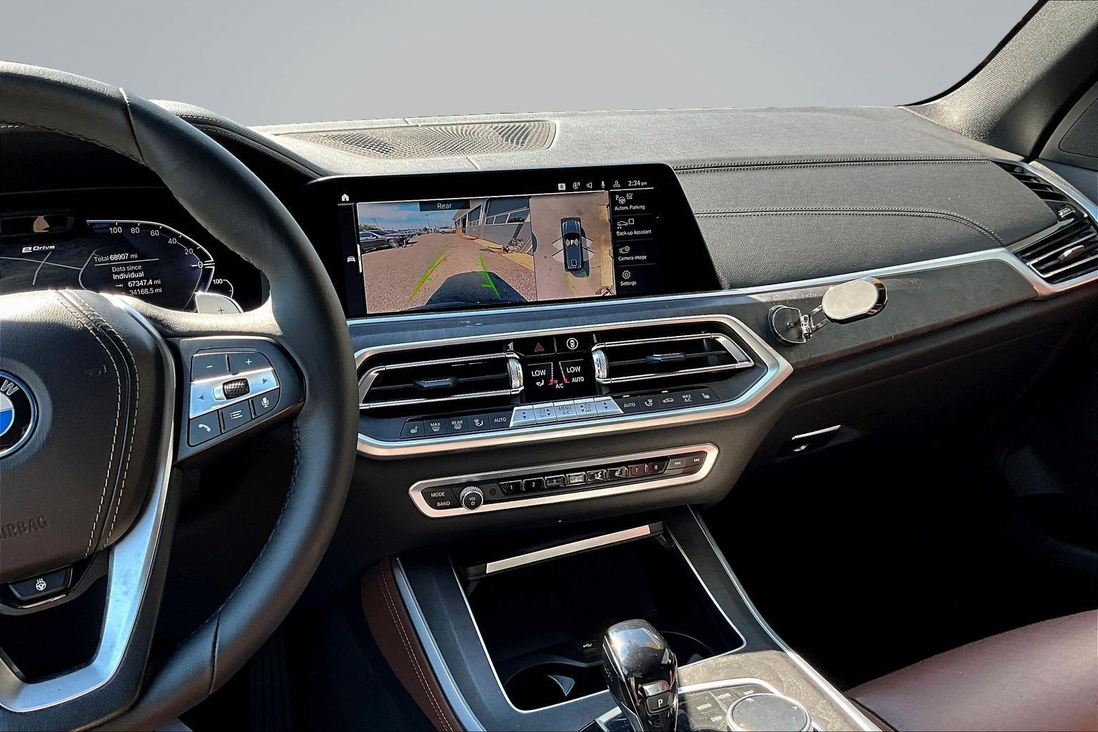 Used 2022 Gray BMW xDrive45e image 8