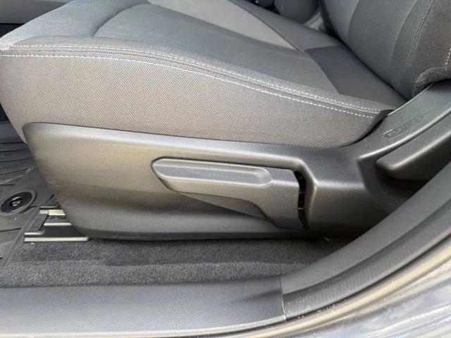 Used 2024 Gray Subaru Base image 18