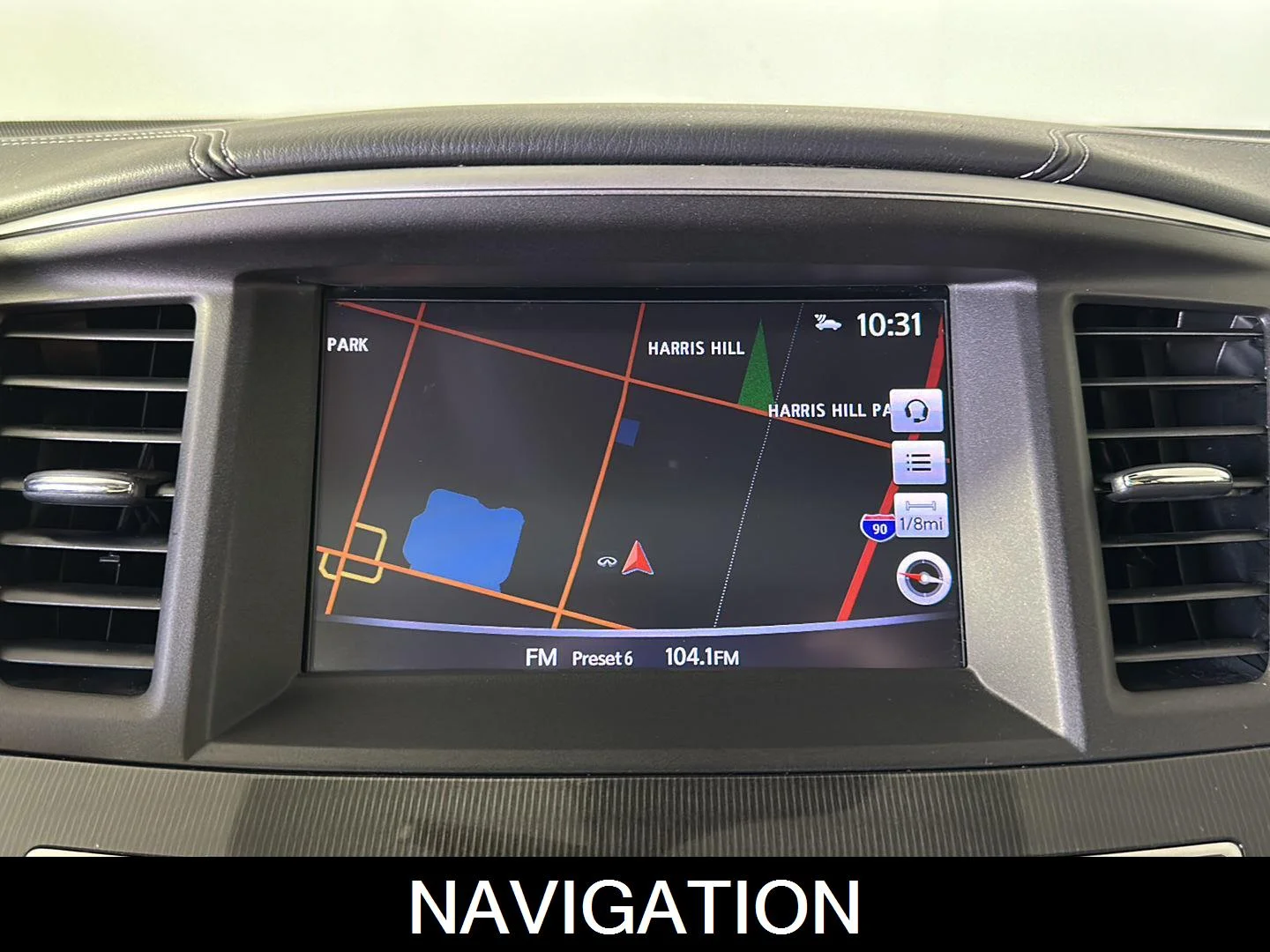 Used 2019 Majestic White INFINITI LUXE image 6