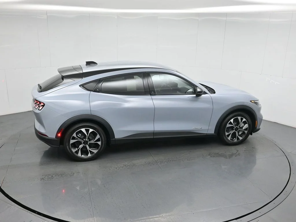 New 2026 Glacier Gray Metallic Tri-coat Ford Select image 51