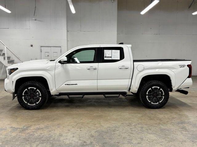 Used 2026 ICE CAP Toyota  image 4