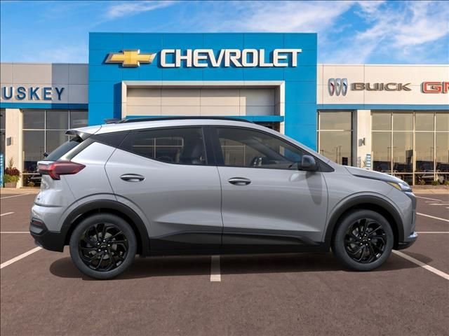 2027 Chevrolet Bolt RS - Photo 5