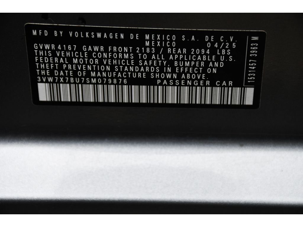 Used 2025 Pyrite Silver Metallic Volkswagen SE image 25