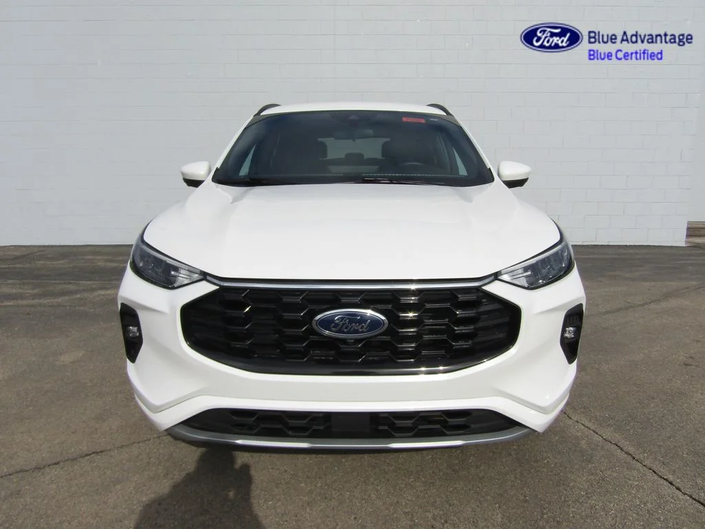 Certified Used 2023 Star White Ford ST-Line Select image 9