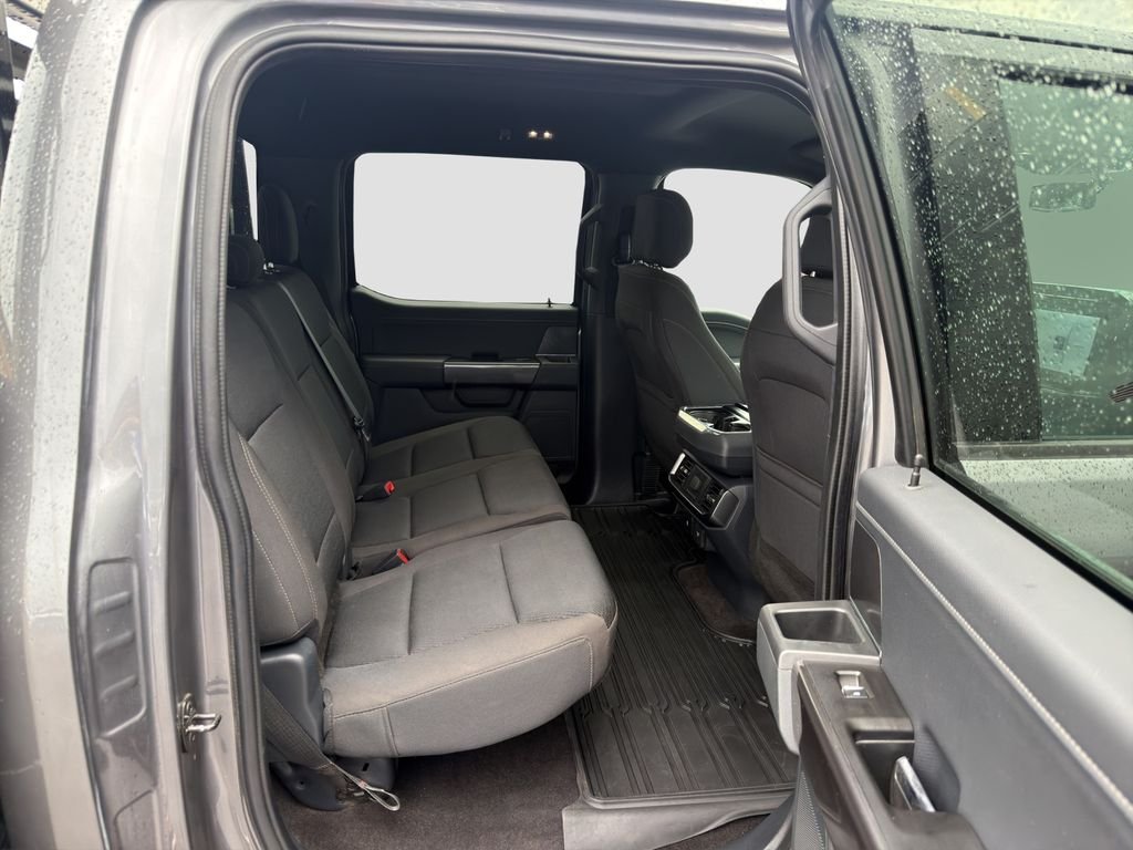 Used 2021 Gray Ford XLT image 18
