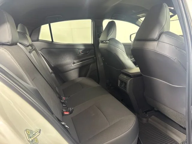 New 2026 Wind Chill Pearl <sup>1</sup> Toyota  SE image 5