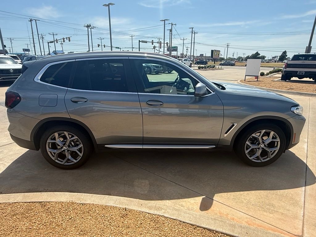 Used 2023 Gray Metallic BMW xDrive30i image 11
