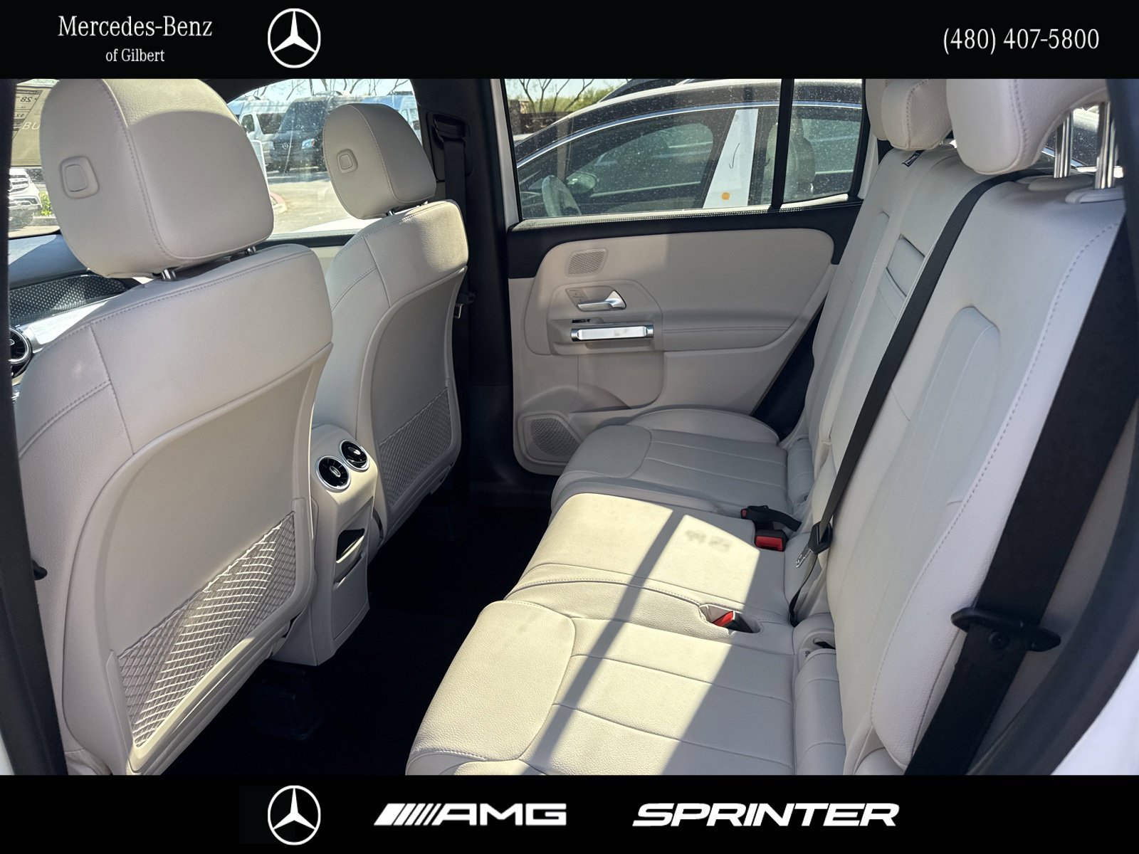 New 2026 Polar White Mercedes-Benz GLB 250 image 17