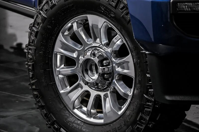 Used 2022 Atlas Blue Ford XL image 4