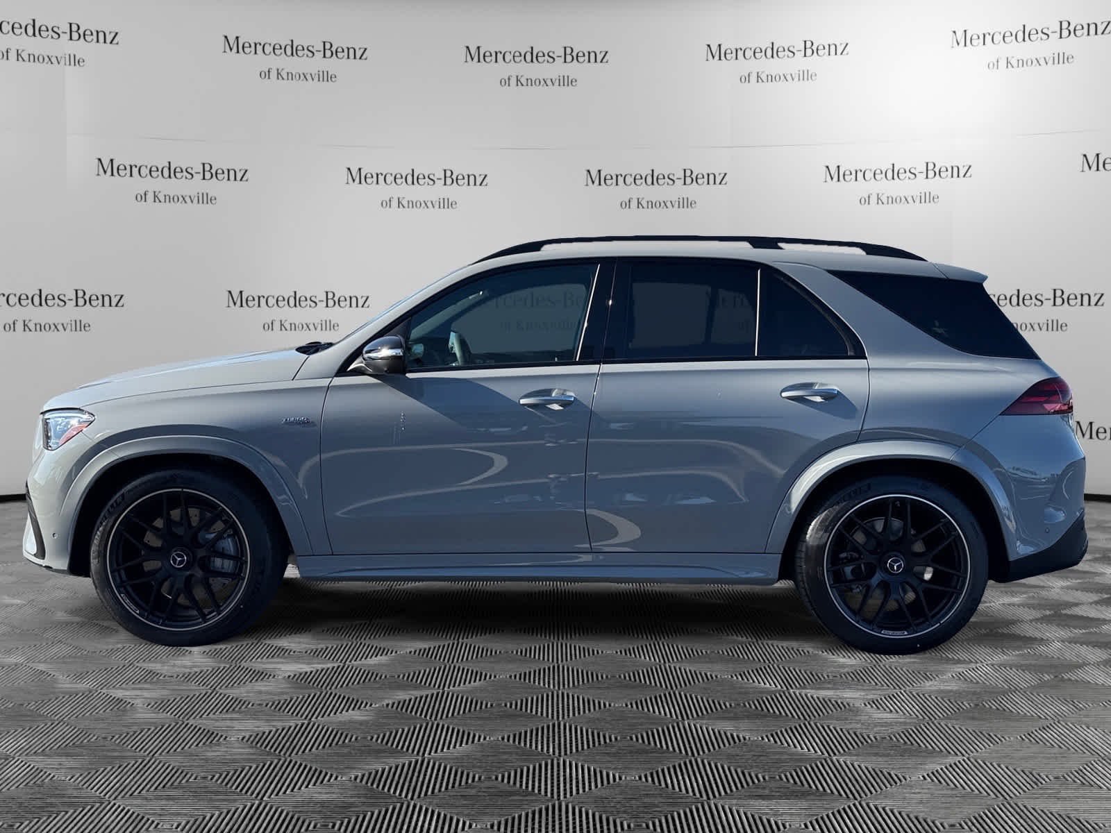 New 2026 MANUFAKTUR Alpine Grey Mercedes-Benz AMG® GLE 53 image 2