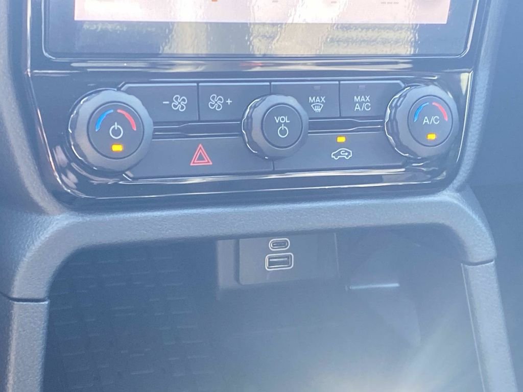 New 2026 Marsh Gray Ford Lariat® image 16