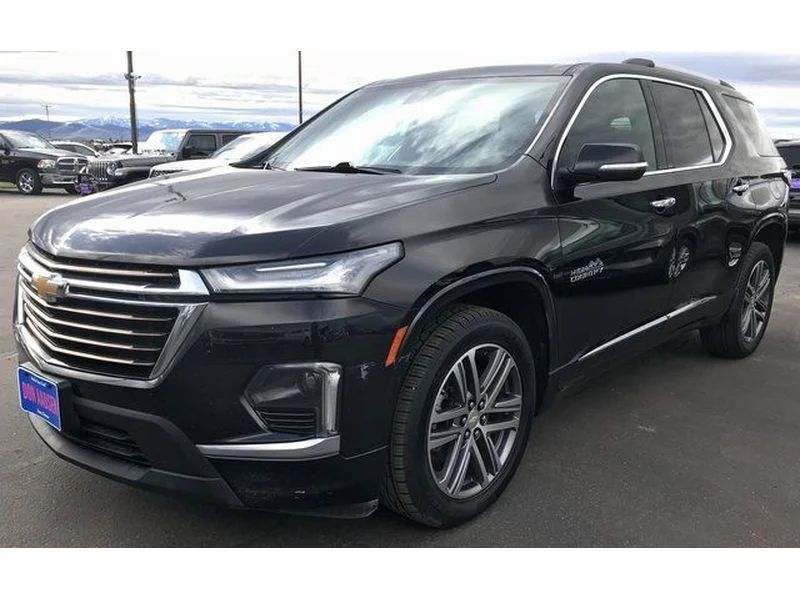 Used 2022 Mosaic Black Metallic Chevrolet High Country image 4