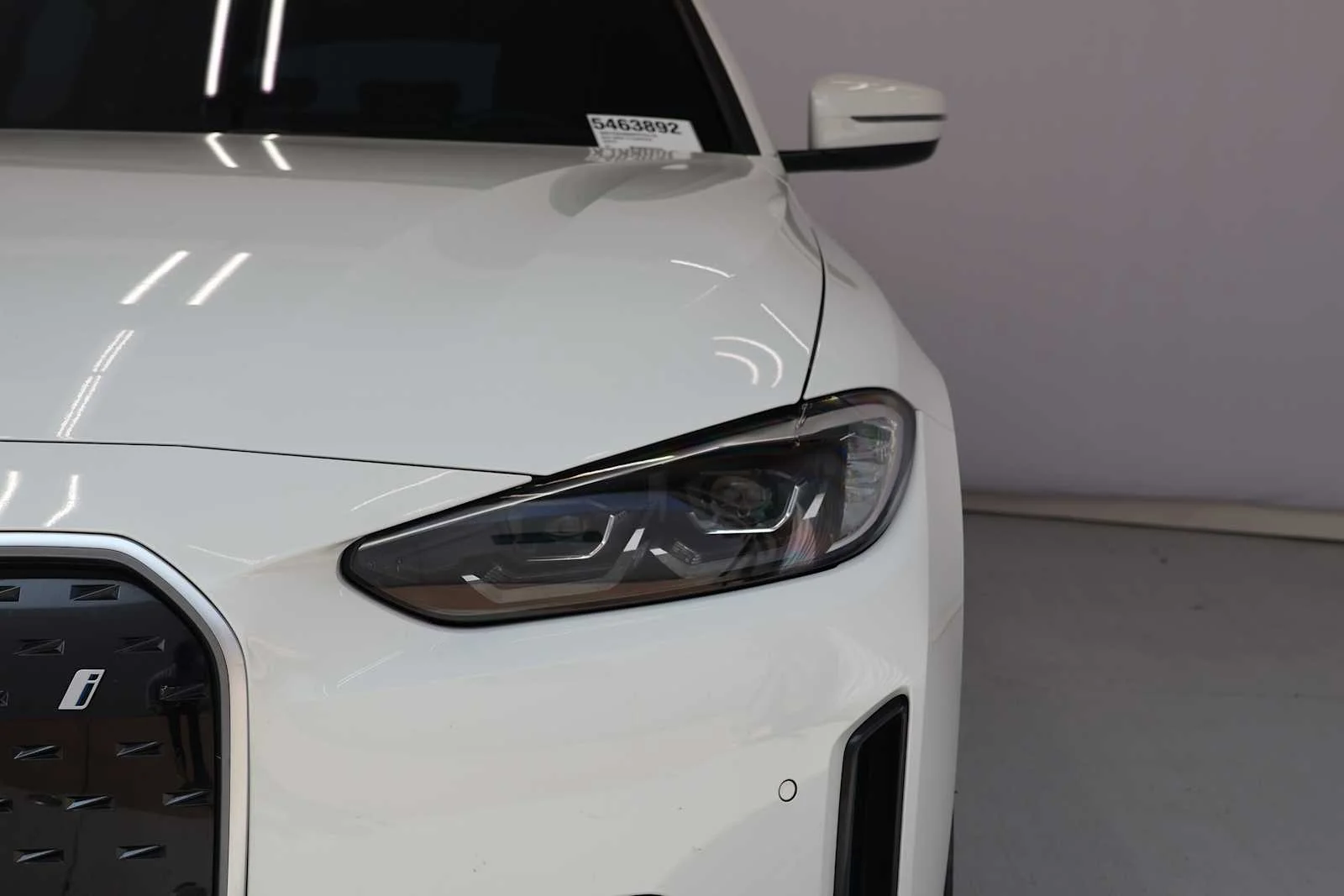 Used 2023 Alpine White BMW eDrive35 image 5