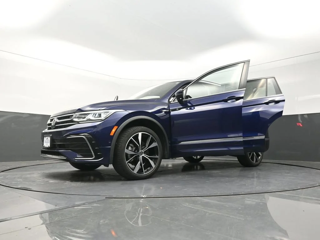 Used 2023 Blue Volkswagen 2.0T SEL R-Line image 34