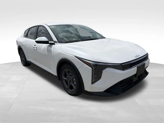 New 2026 Snow White Pearl Kia LXS image 1