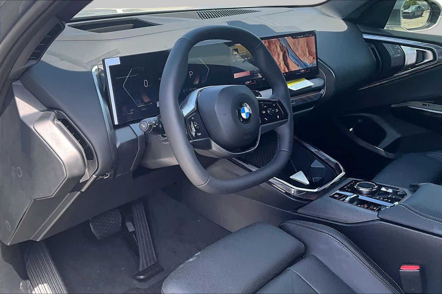 Used 2026 Skyscraper Grey Metallic BMW 30 xDrive image 16