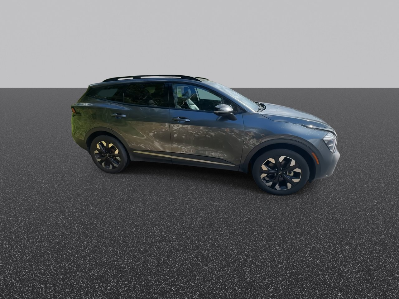 Used 2023 Gravity Gray Kia X-Line image 2