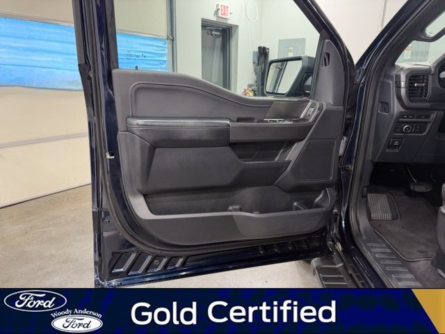 Certified Used 2024 Blue Metallic Ford XLT image 22