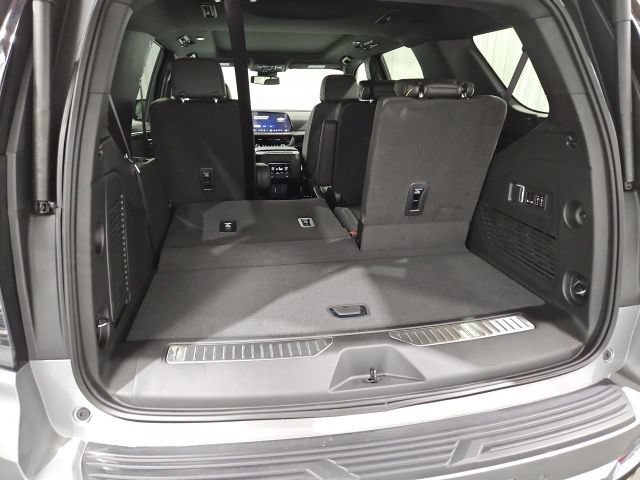2026 Chevrolet Tahoe Premier - Photo 15