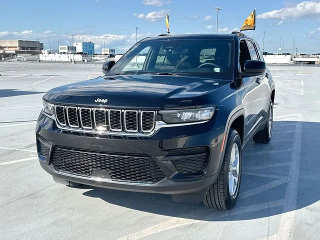 Certified Used 2024 Black Jeep Laredo X image 3