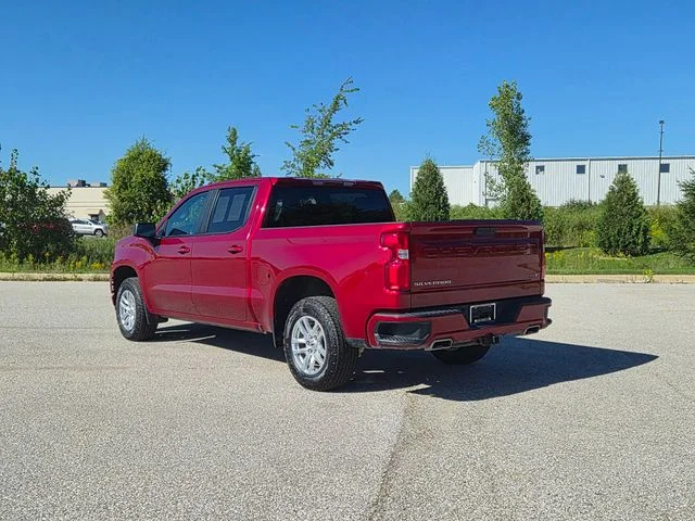 Used 2021 Red Chevrolet RST image 7