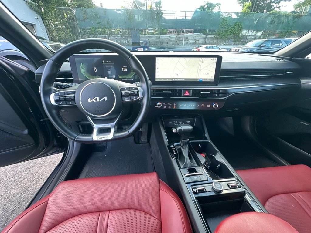 Used 2025 Black Kia GT-Line image 28