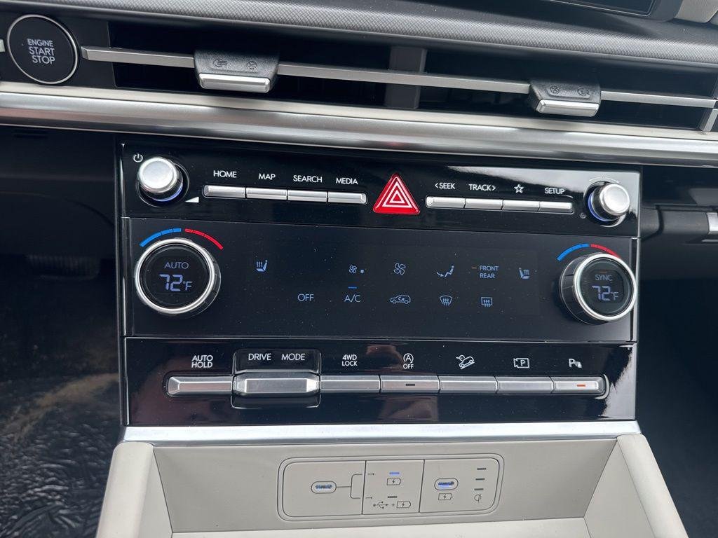New 2026 Silver Hyundai SEL AWD image 16