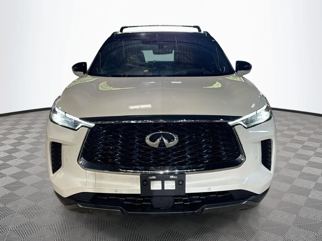 Certified Used 2023 Black INFINITI Autograph image 2