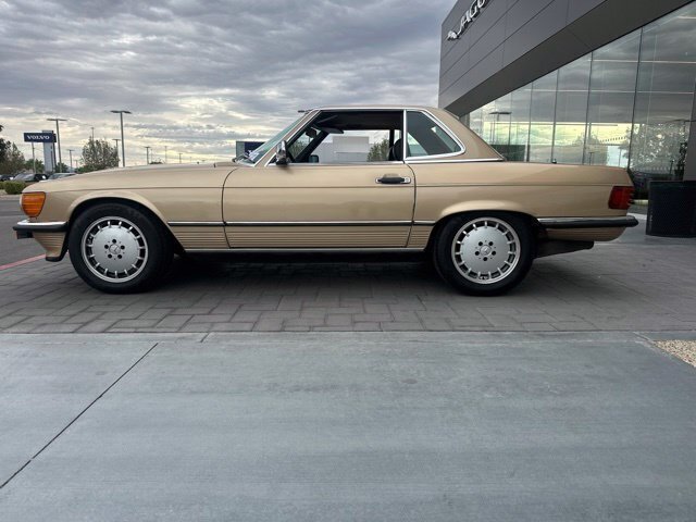 Used 1986 Beige Mercedes-Benz 560 SL image 8