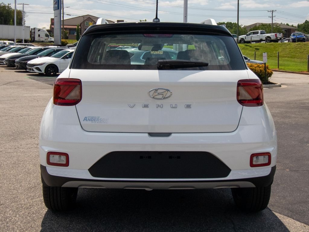New 2026 White Hyundai SEL image 12