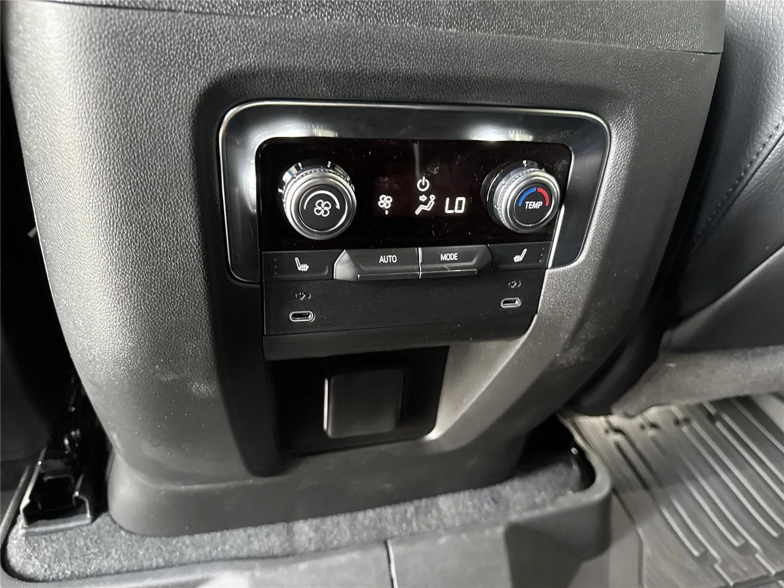 New 2026 Glacier White Tricoat GMC Denali image 32