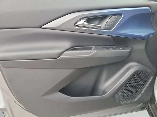 New 2026 Sterling Gray Metallic Chevrolet LT image 31