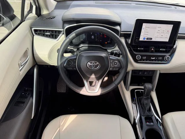 Certified Used 2024 WIND CHILL PEARL Toyota XLE image 22
