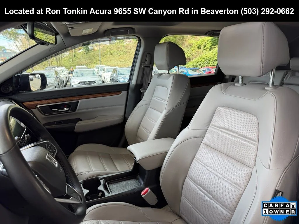Used 2018 Obsidian Blue Pearl Honda Touring image 15