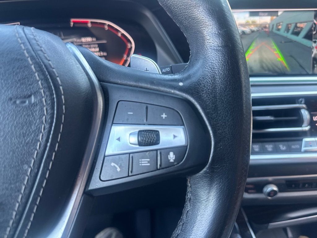 Used 2020 Black BMW xDrive50i image 43