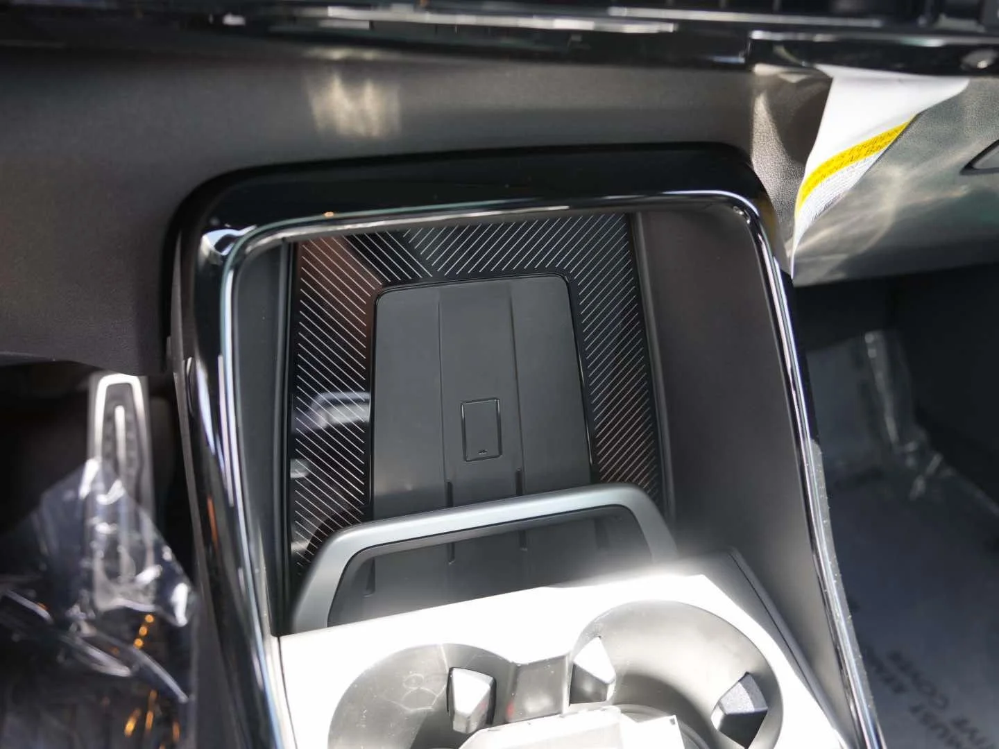 New 2026 Black Sapphire Metallic BMW xDrive28i image 21