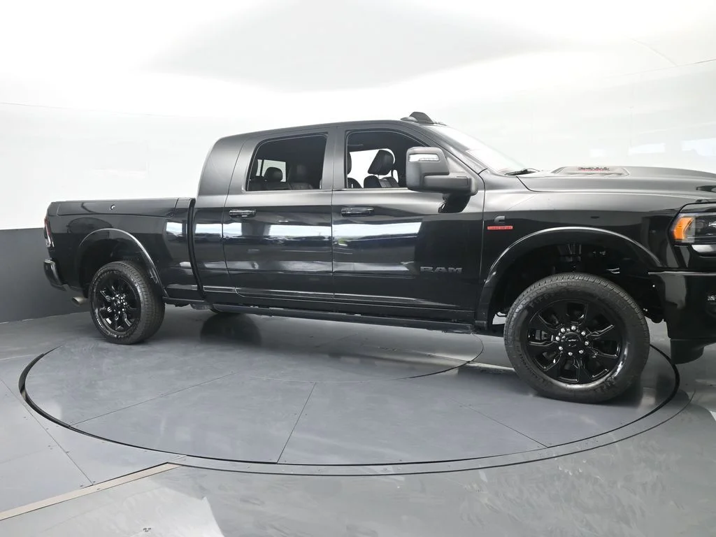 Used 2023 Diamond Black Crystal Pearlcoat Ram Limited image 7