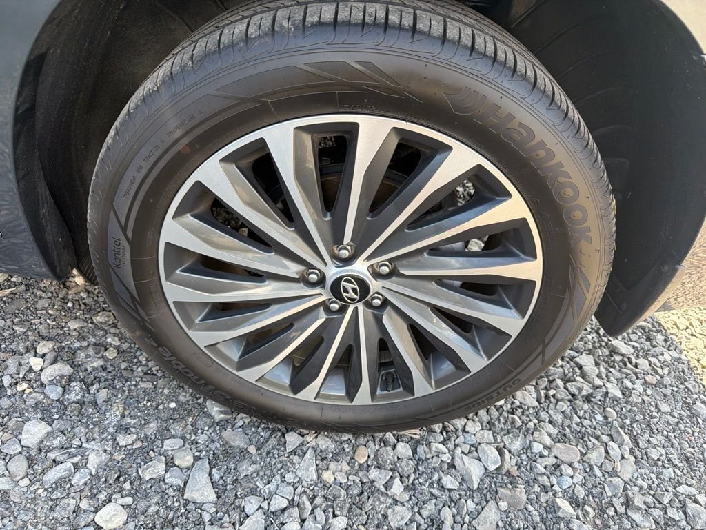 Used 2025 Gray Hyundai Calligraphy image 7